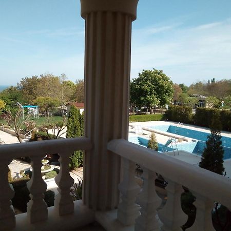 Byala Palace Apartments Exterior photo